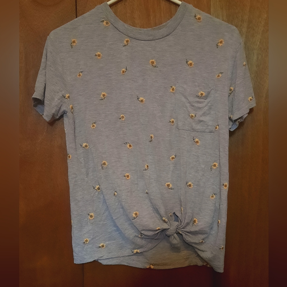 NoBo No Boundaries Size S Sunflower T-Shirt
